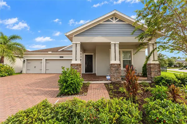 10899 LONGLEAF WOODS DR