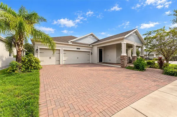 10899 LONGLEAF WOODS DR, Orlando, FL 32832