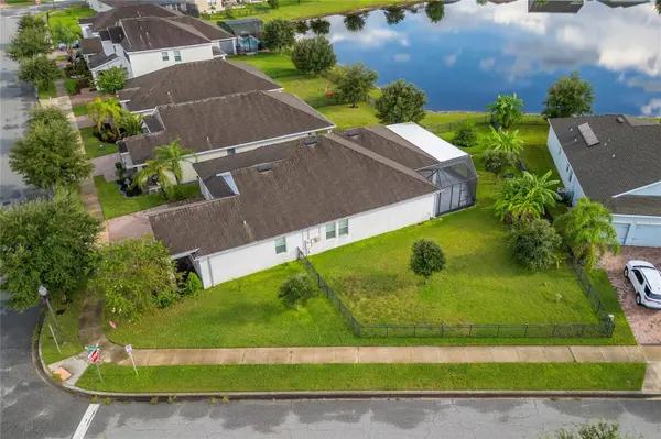 10899 LONGLEAF WOODS DR, Orlando, FL 32832