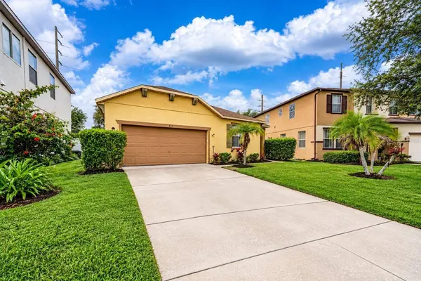 217 SAND RIDGE DR, Davenport, FL 33896