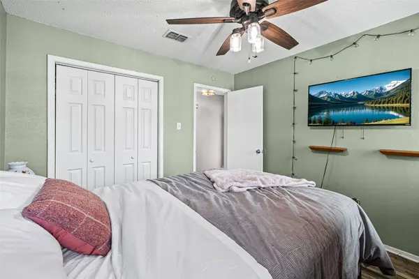 3900 Cresthill RD, Benbrook, TX 76116