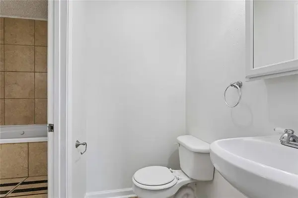 3804 W LOUISIANA STATE DR, Kenner, LA 70065