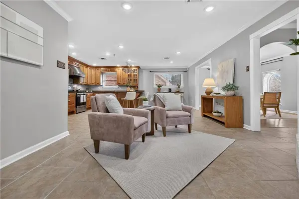 4421 LAKEWOOD DR, Metairie, LA 70002