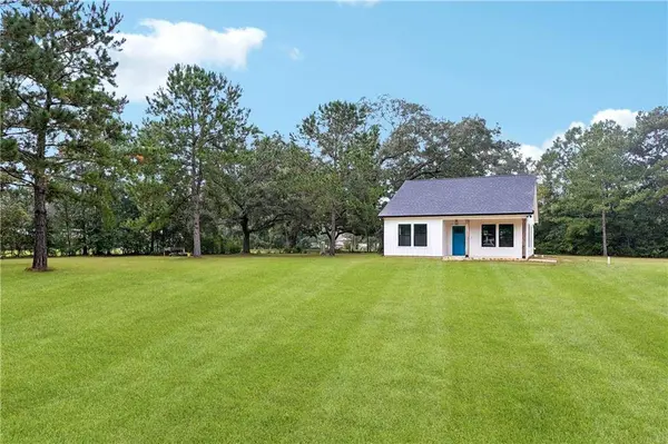 76129 LA-1083 HWY, Covington, LA 70435