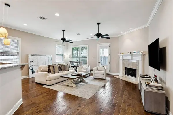 616 RIDGEWOOD DR, Metairie, LA 70001