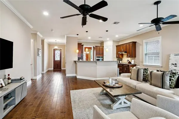 616 RIDGEWOOD DR, Metairie, LA 70001