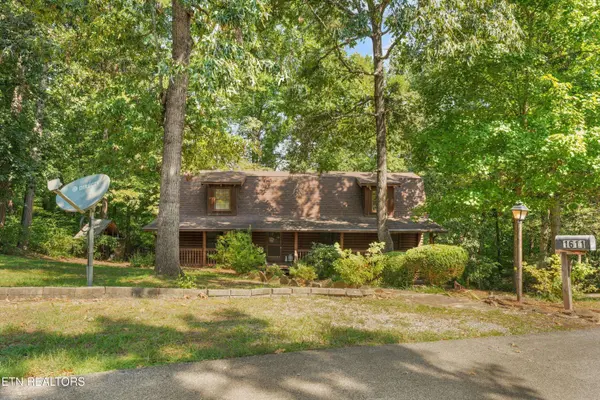 1611 Canterbury Downs Rd, Pigeon Forge, TN 37862