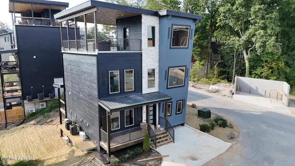 502 Warbonnet WAY