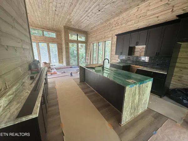 1031 Smoky Mountain WAY, Sevierville, TN 37876