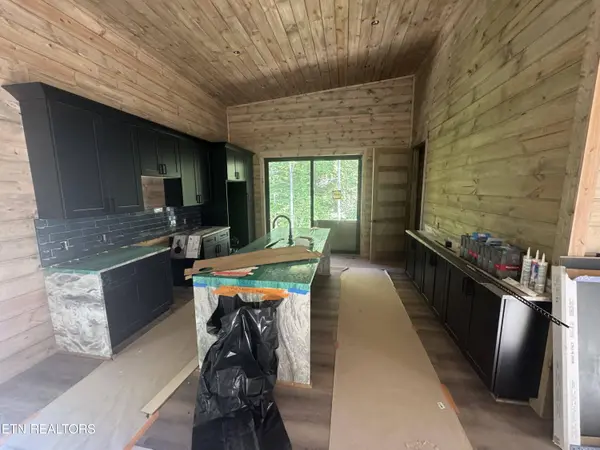 1031 Smoky Mountain WAY, Sevierville, TN 37876
