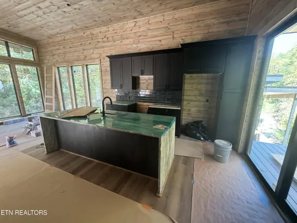 1031 Smoky Mountain WAY, Sevierville, TN 37876