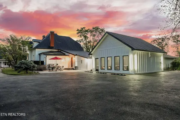 229 Prince St, Sevierville, TN 37862