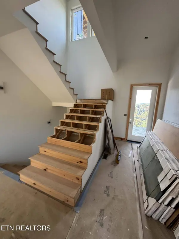 2845 Red Sky DR, Sevierville, TN 37862