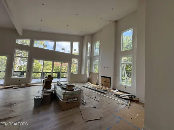 1637 Bench Mountain WAY, Sevierville, TN 37862
