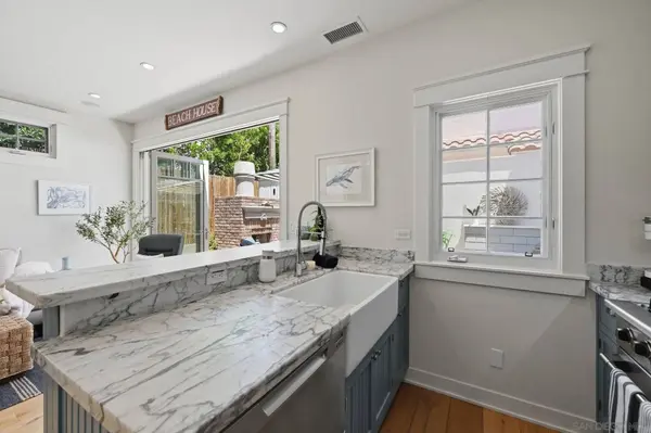 339 Palm, Coronado, CA 92118