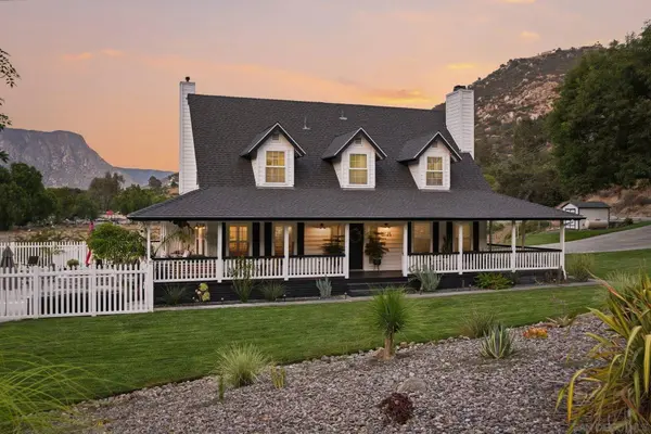 15725 Miss Ellie Ln, Lakeside, CA 92040