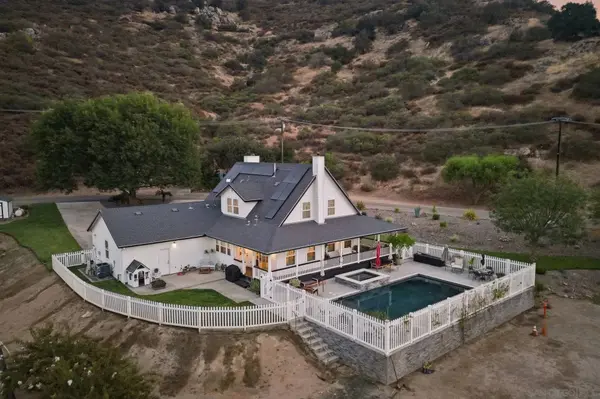 15725 Miss Ellie Ln, Lakeside, CA 92040