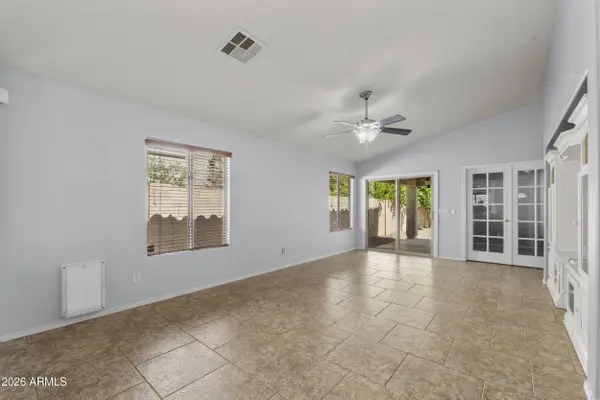 6517 W YELLOW BIRD Lane, Phoenix, AZ 85083