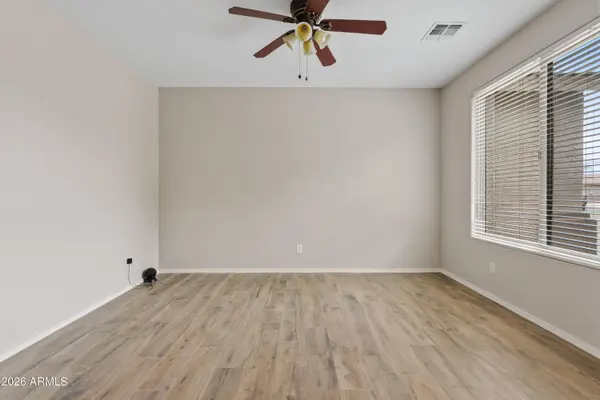 249 E PASO FINO Way, San Tan Valley, AZ 85143
