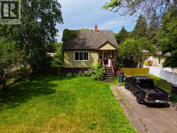 1685 ELM STREET