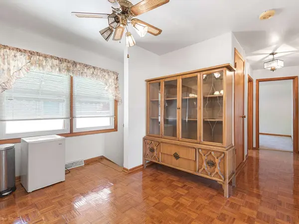 1306 E 88th Place, Chicago, IL 60619