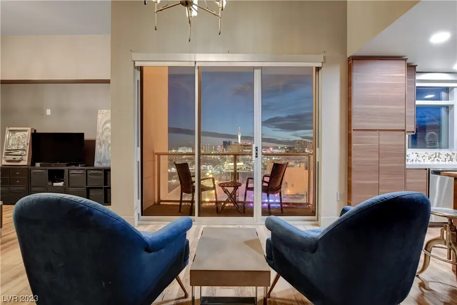 Loft 5