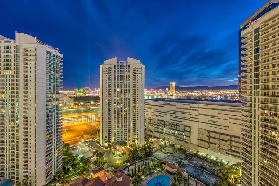 Turnberry Place