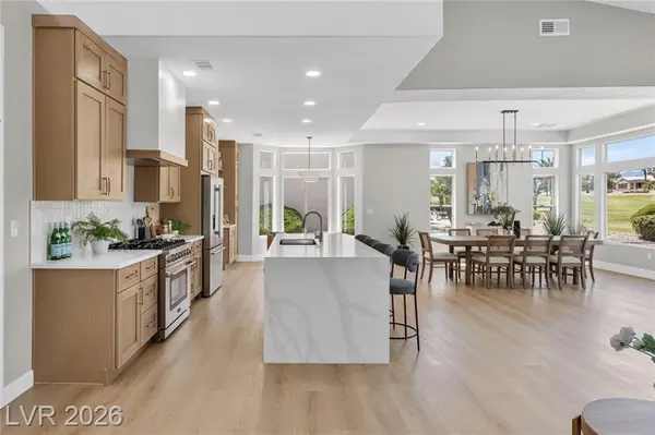 2825 Billy Casper Dr, Las Vegas, NV 89134-7848