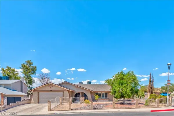 1524 Sherri LN
