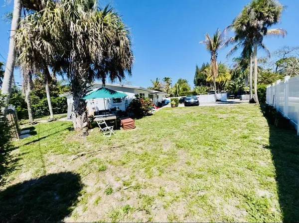 5678 Silvian RD, West Palm Beach, FL 33415