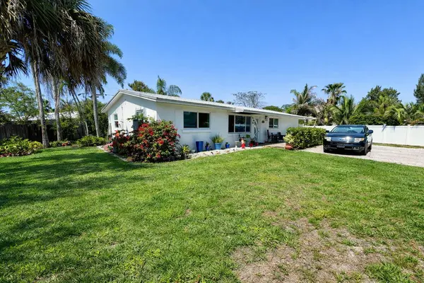 5678 Silvian RD, West Palm Beach, FL 33415