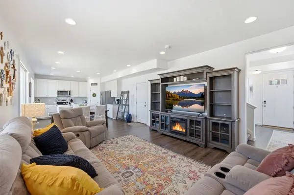 1569 E 3175 N, Layton, UT 84040-7325
