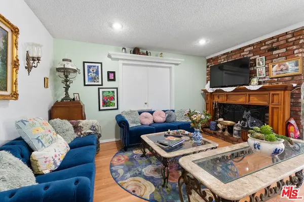 1075 Corona Ln, Costa Mesa, CA 92626