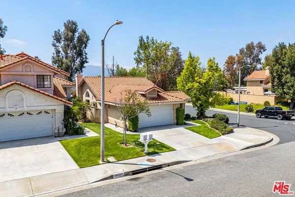 15632 Meadow Dr, Santa Clarita, CA 91387