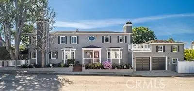 1729 Pacific AVE, Manhattan Beach, CA 90266