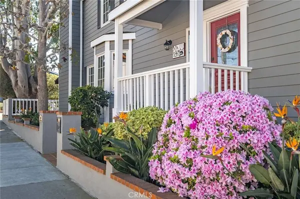 1729 Pacific AVE, Manhattan Beach, CA 90266