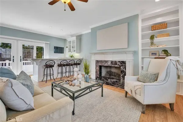 1729 Pacific AVE, Manhattan Beach, CA 90266