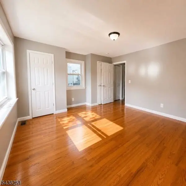 13 Talbot St #1, Montclair Twp., NJ 07042