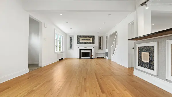 303 Huntington Rd, Union, NJ 07083-7943
