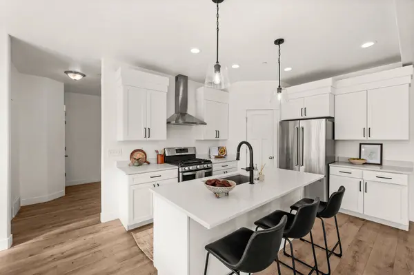 14728 S CANYON POINTE RD, Draper, UT 84020