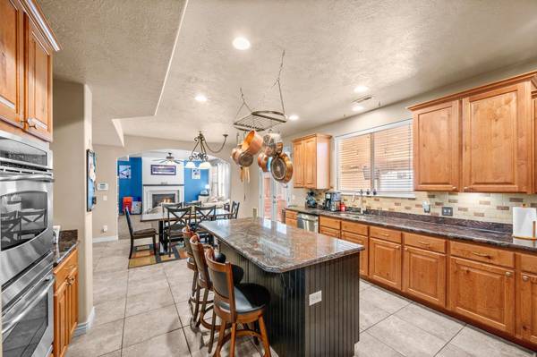 843 W 2400 N, West Bountiful, UT 84087
