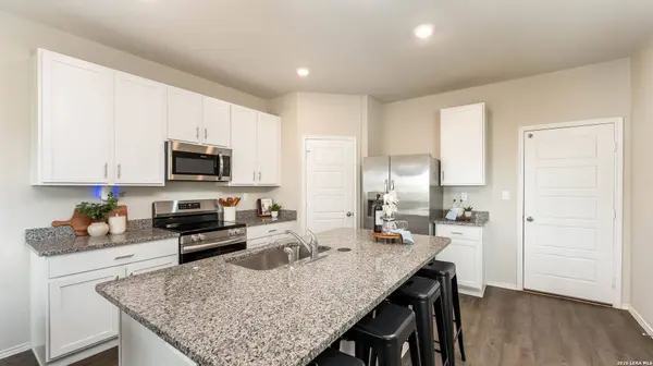 14619 Butch Cassidy, Lytle, TX 78052