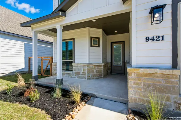 9421 Chatside, Schertz, TX 78154