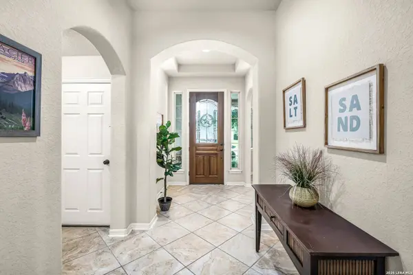 824 Water Oak, Schertz, TX 78154