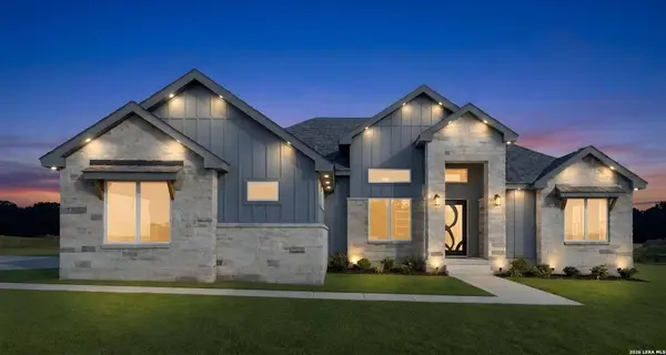 116 PIONEER DR, La Vernia, TX 78121
