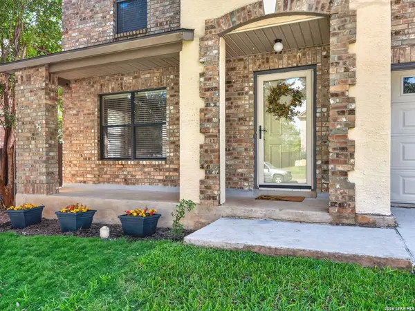 1076 Boxer Pass Dr, Schertz, TX 78154