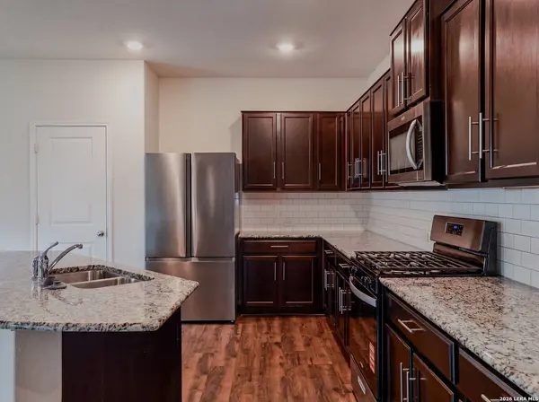 208 Gravel Gray, Cibolo, TX 78108