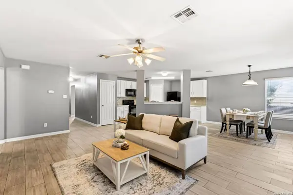 229 Hereford St, Cibolo, TX 78108