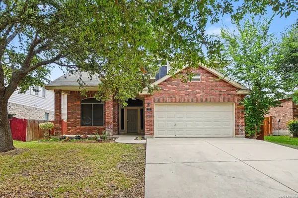 121 YEAGER CIR, Cibolo, TX 78108