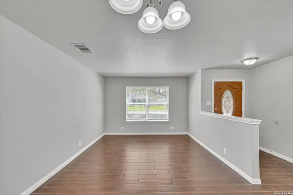 124 Angus Way, Cibolo, TX 78108-3746